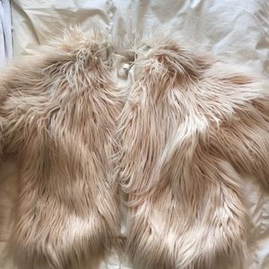 YA LA Cropped Faux Fur Jacket - Size Large